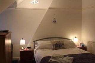 The Lyndsay Guest house